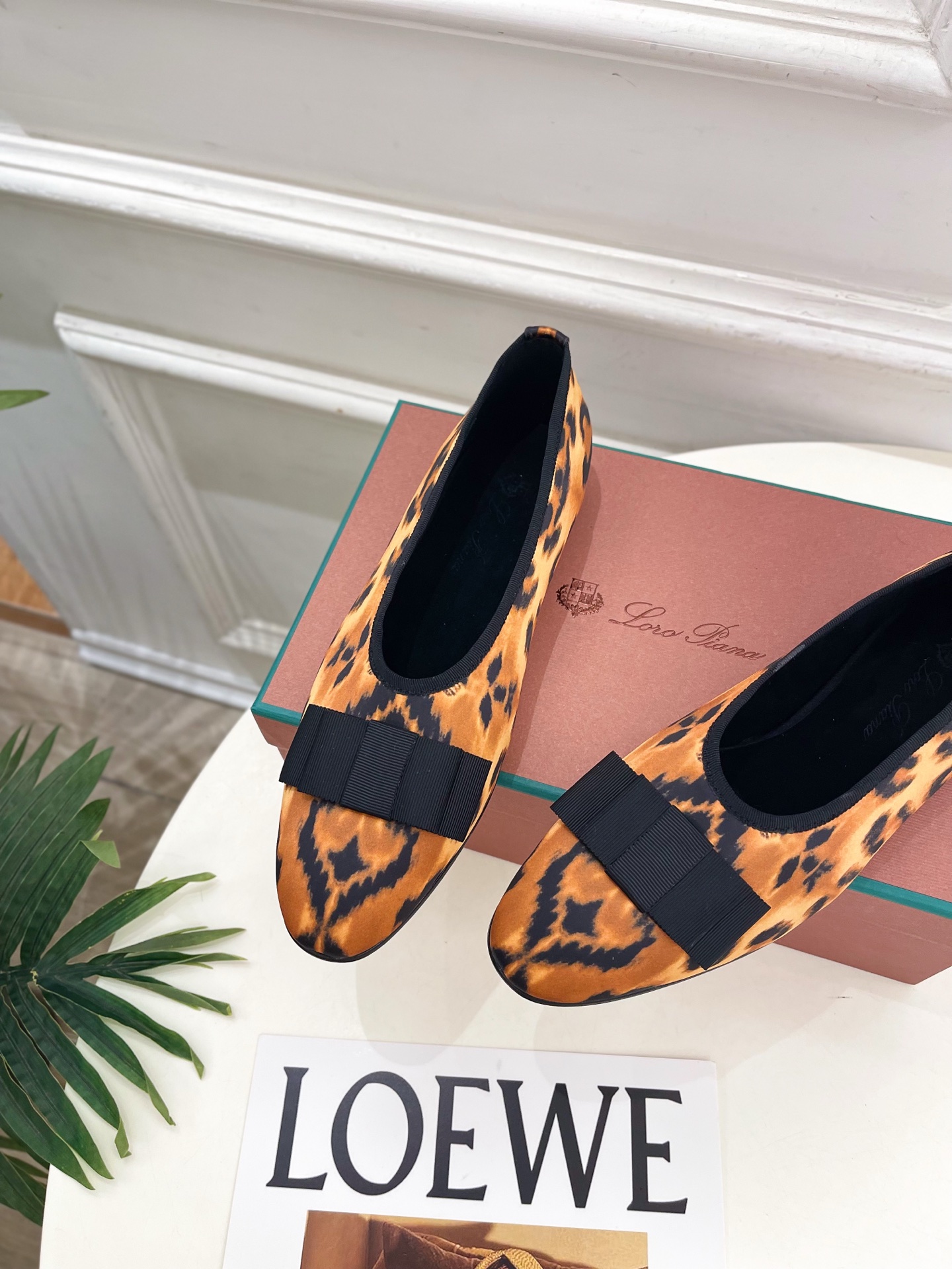 Loro Piana 乐悠翩雅 26𝐬𝐬 🌸 2026春夏新品 代购级别 LP蝴蝶结平底芭蕾鞋 ————————— LP Loro Piana 乐悠翩雅 26𝐬𝐬 🌸 2026春夏新品 代购级别 LP蝴蝶结平底芭蕾鞋 ————————— LP