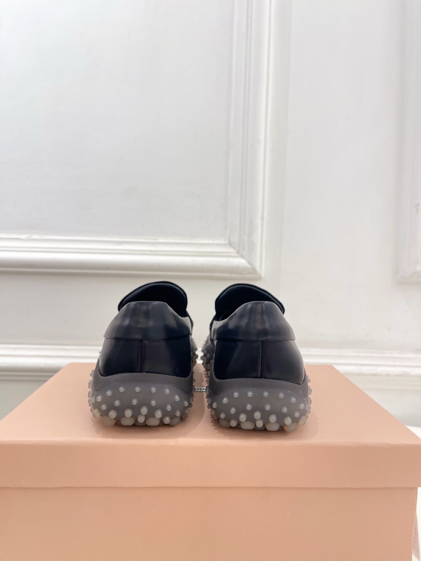 Miu Miu | 缪缪 26𝐬𝐬 🖤2026早秋新品 专柜主打最新走秀款 复古厚底休闲乐福鞋 火爆上新! 🍒BS缪家 Miu Miu | 缪缪 26𝐬𝐬 🖤2026早秋新品 专柜主打最新走秀款 复古厚底休闲乐福鞋 火爆上新! 🍒BS缪家