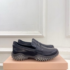 Miu Miu | 缪缪 26𝐬𝐬 🖤2026早秋新品 专柜主打最新走秀款 复古厚底休闲乐福鞋 火爆上新! 🍒BS缪家 Miu Miu | 缪缪 26𝐬𝐬 🖤2026早秋新品 专柜主打最新走秀款 复古厚底休闲乐福鞋 火爆上新! 🍒BS缪家
