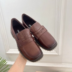 Miu Miu | 缪缪 26𝐬𝐬 🖤2026早秋新品 专柜主打最新走秀款 复古厚底休闲乐福鞋 火爆上新! 🍒BS缪家 Miu Miu | 缪缪 26𝐬𝐬 🖤2026早秋新品 专柜主打最新走秀款 复古厚底休闲乐福鞋 火爆上新! 🍒BS缪家