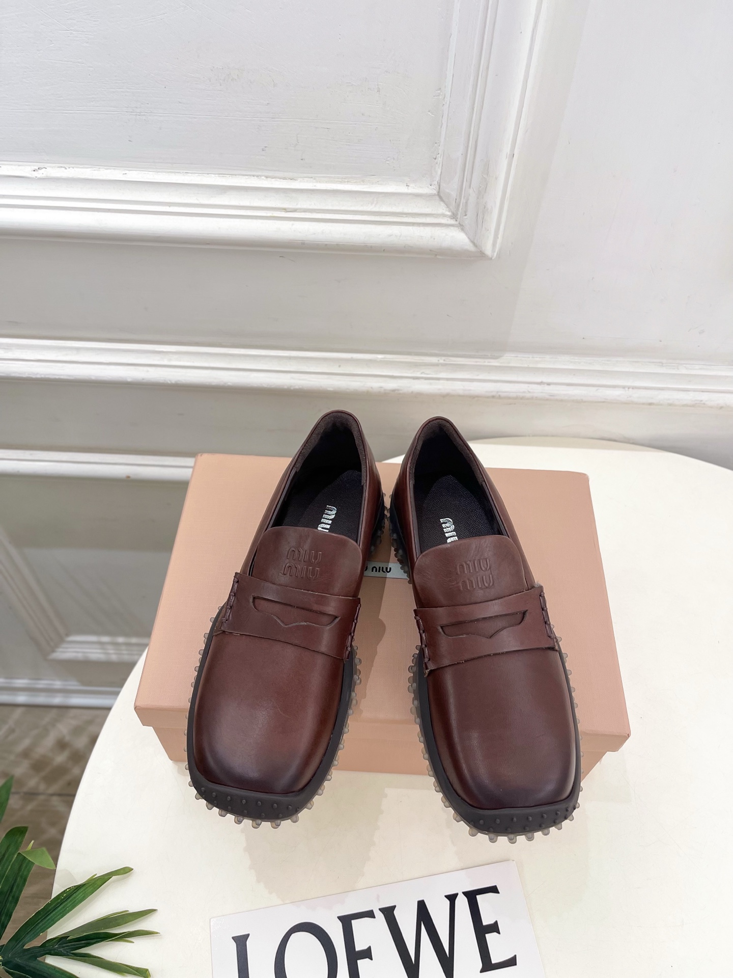 Miu Miu | 缪缪 26𝐬𝐬 🖤2026早秋新品 专柜主打最新走秀款 复古厚底休闲乐福鞋 火爆上新! 🍒BS缪家 Miu Miu | 缪缪 26𝐬𝐬 🖤2026早秋新品 专柜主打最新走秀款 复古厚底休闲乐福鞋 火爆上新! 🍒BS缪家