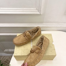 The row 2026春夏新品 复古蝴蝶结褶皱毛毛一脚蹬乐福鞋 ————————— 作为这两年最受欢迎的设计师牌,设计 The row 2026春夏新品 复古蝴蝶结褶皱毛毛一脚蹬乐福鞋 ————————— 作为这两年最受欢迎的设计师牌,设计
