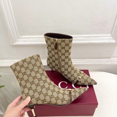 Gucci | 古驰 26𝐬𝐬 ⭐️ G家 主打系列终于面世,狠货值得期待!原有的经典 创造新设计 ✨ ❥2026 Gucci | 古驰 26𝐬𝐬 ⭐️ G家 主打系列终于面世,狠货值得期待!原有的经典 创造新设计 ✨ ❥2026