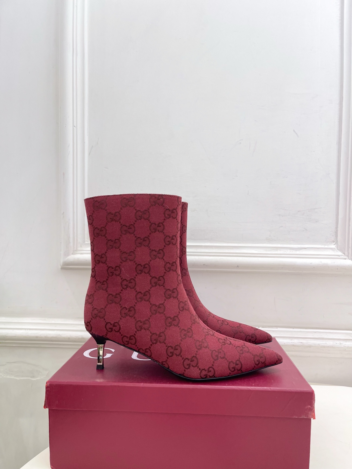 Gucci | 古驰 26𝐬𝐬 ⭐️ G家 主打系列终于面世,狠货值得期待!原有的经典 创造新设计 ✨ ❥2026 Gucci | 古驰 26𝐬𝐬 ⭐️ G家 主打系列终于面世,狠货值得期待!原有的经典 创造新设计 ✨ ❥2026
