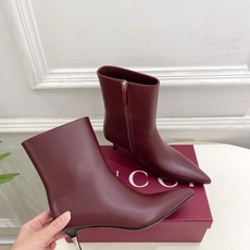 Gucci | 古驰 26𝐬𝐬 ⭐️ G家 主打系列终于面世,狠货值得期待!原有的经典 创造新设计 ✨ ❥2026 Gucci | 古驰 26𝐬𝐬 ⭐️ G家 主打系列终于面世,狠货值得期待!原有的经典 创造新设计 ✨ ❥2026