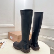 Miu Miu | 缪缪 26𝐬𝐬 🖤2026秋冬新品 专柜主打最新走秀款 复古厚底弹力长靴 火爆上新! 🍒BS缪家高 Miu Miu | 缪缪 26𝐬𝐬 🖤2026秋冬新品 专柜主打最新走秀款 复古厚底弹力长靴 火爆上新! 🍒BS缪家高