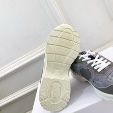 CELINE | 赛琳 26𝐬𝐬 💛2026春夏新品 凯旋门RUNNER厚底休闲运动鞋 上新! 🔜BS 这一季的赛 CELINE | 赛琳 26𝐬𝐬 💛2026春夏新品 凯旋门RUNNER厚底休闲运动鞋 上新! 🔜BS 这一季的赛