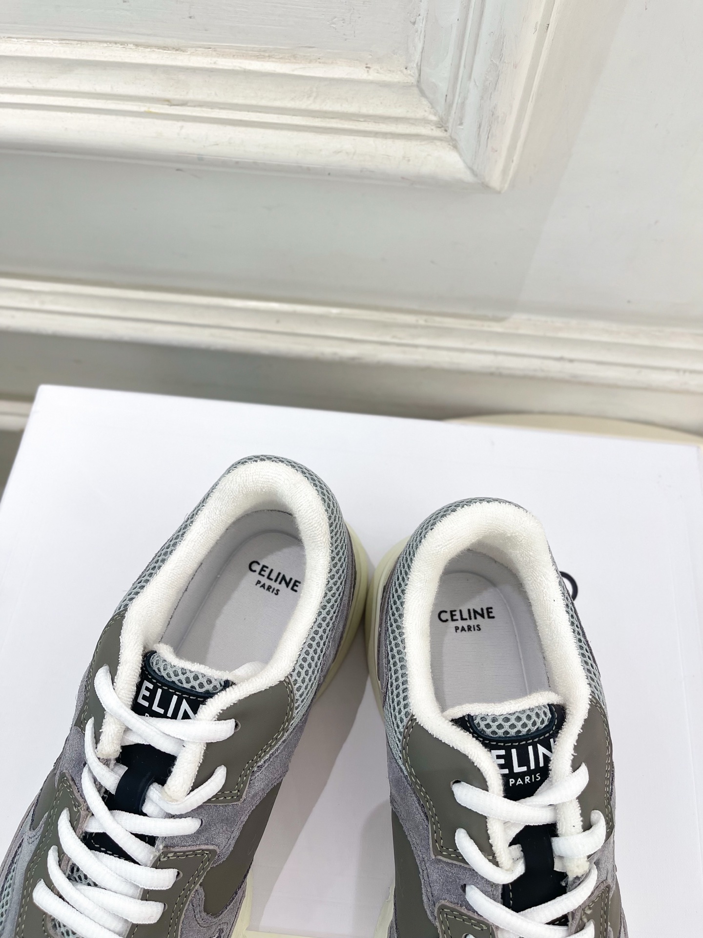 CELINE | 赛琳 26𝐬𝐬 💛2026春夏新品 凯旋门RUNNER厚底休闲运动鞋 上新! 🔜BS 这一季的赛 CELINE | 赛琳 26𝐬𝐬 💛2026春夏新品 凯旋门RUNNER厚底休闲运动鞋 上新! 🔜BS 这一季的赛