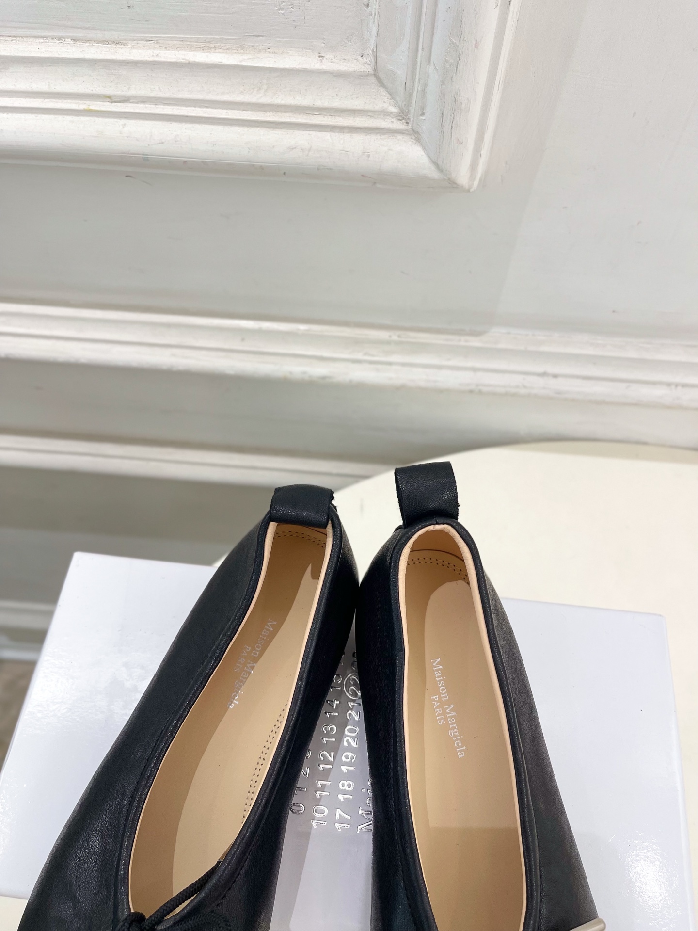 Maison Margiela· 马吉拉26𝐬𝐬 2026春夏新品MM6 蝴蝶结芭蕾舞鞋分趾单鞋———————— MM Maison Margiela· 马吉拉26𝐬𝐬 2026春夏新品MM6 蝴蝶结芭蕾舞鞋分趾单鞋———————— MM