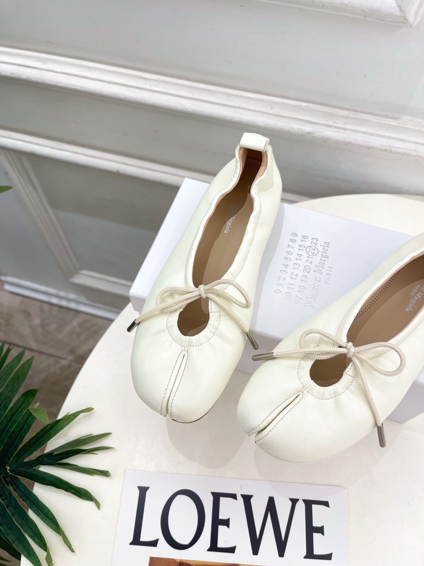 Maison Margiela· 马吉拉26𝐬𝐬 2026春夏新品MM6 蝴蝶结芭蕾舞鞋分趾单鞋———————— MM Maison Margiela· 马吉拉26𝐬𝐬 2026春夏新品MM6 蝴蝶结芭蕾舞鞋分趾单鞋———————— MM