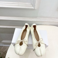 Maison Margiela· 马吉拉26𝐬𝐬 2026春夏新品MM6 蝴蝶结芭蕾舞鞋分趾单鞋———————— MM Maison Margiela· 马吉拉26𝐬𝐬 2026春夏新品MM6 蝴蝶结芭蕾舞鞋分趾单鞋———————— MM