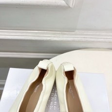 Maison Margiela· 马吉拉26𝐬𝐬 2026春夏新品MM6 蝴蝶结芭蕾舞鞋分趾单鞋———————— MM Maison Margiela· 马吉拉26𝐬𝐬 2026春夏新品MM6 蝴蝶结芭蕾舞鞋分趾单鞋———————— MM