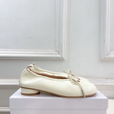 Maison Margiela· 马吉拉26𝐬𝐬 2026春夏新品MM6 蝴蝶结芭蕾舞鞋分趾单鞋———————— MM Maison Margiela· 马吉拉26𝐬𝐬 2026春夏新品MM6 蝴蝶结芭蕾舞鞋分趾单鞋———————— MM