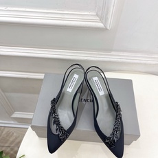 Balenciaga | 巴黎世家 26𝐬𝐬 ⭐️2026春夏新品 Balenciaga x Manolo Blah Balenciaga | 巴黎世家 26𝐬𝐬 ⭐️2026春夏新品 Balenciaga x Manolo Blah