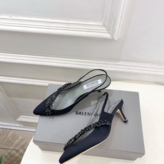 Balenciaga | 巴黎世家 26𝐬𝐬 ⭐️2026春夏新品 Balenciaga x Manolo Blah Balenciaga | 巴黎世家 26𝐬𝐬 ⭐️2026春夏新品 Balenciaga x Manolo Blah