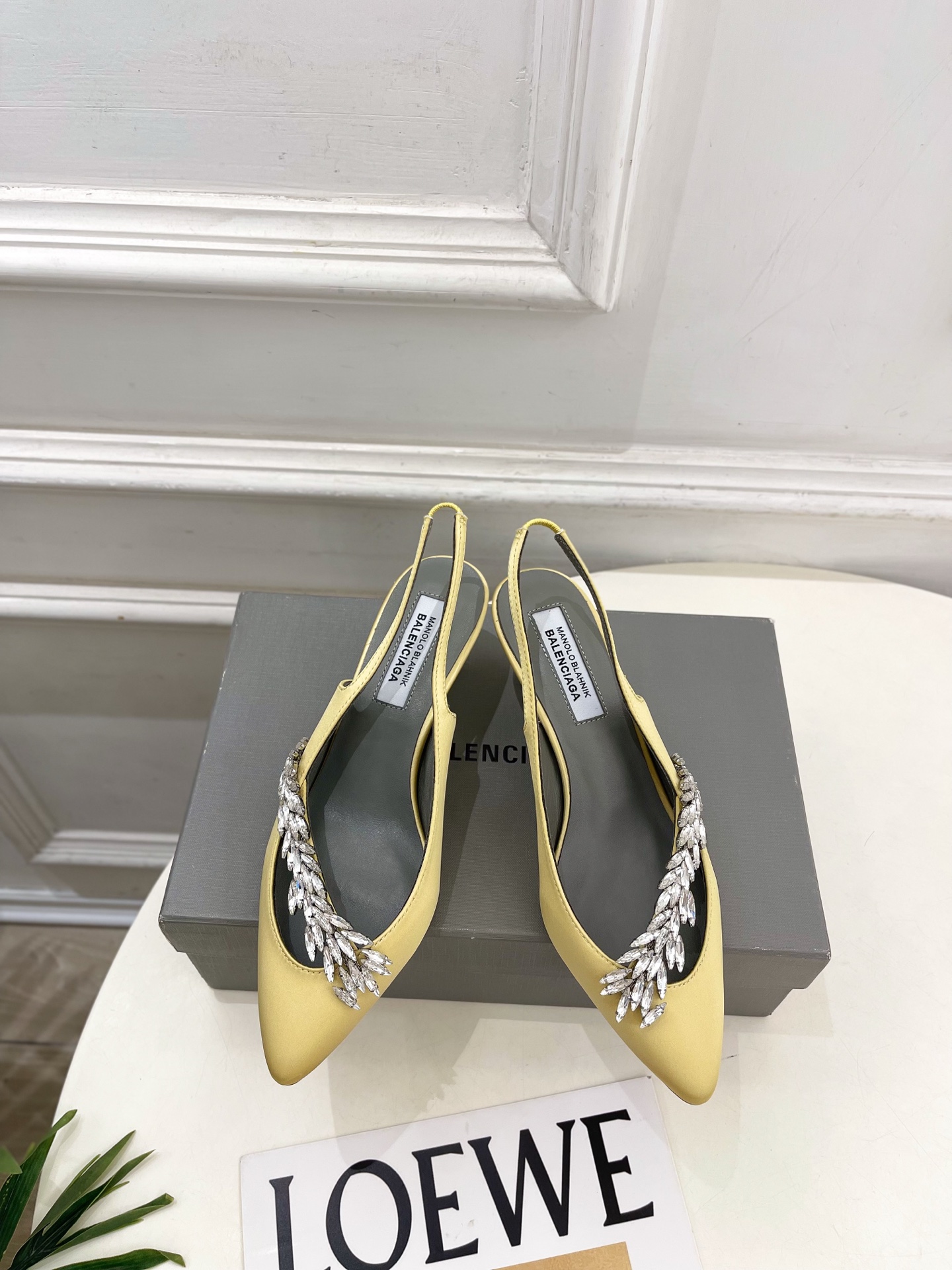 Balenciaga | 巴黎世家 26𝐬𝐬 ⭐️2026春夏新品 Balenciaga x Manolo Blah Balenciaga | 巴黎世家 26𝐬𝐬 ⭐️2026春夏新品 Balenciaga x Manolo Blah
