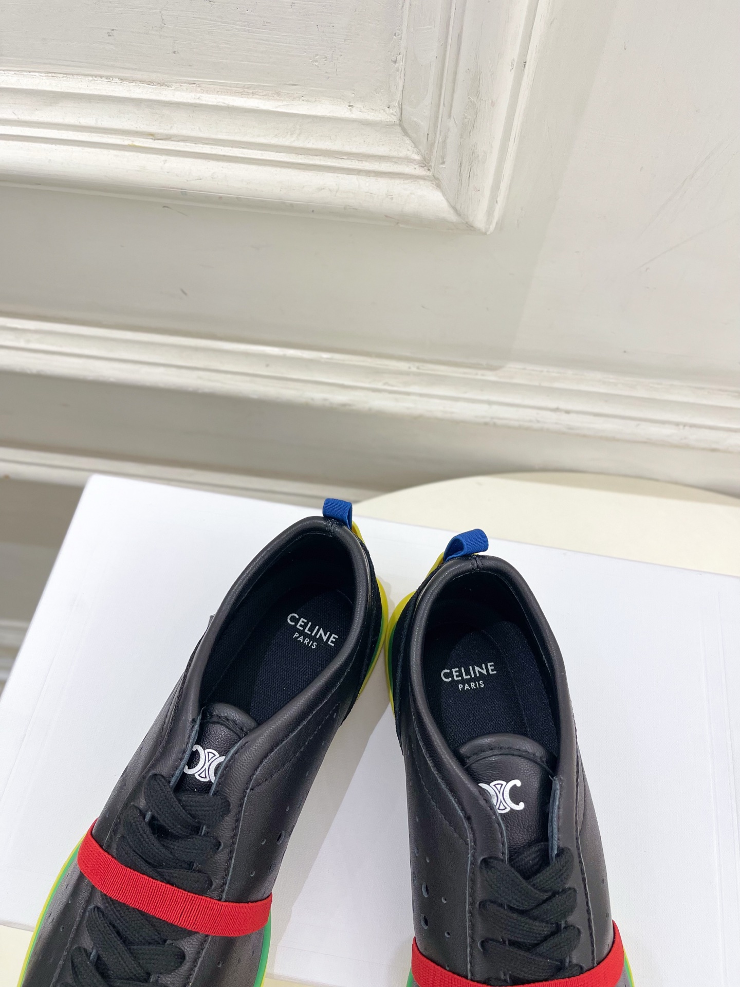 CELINE | 赛琳 26𝐬𝐬 💛2026新品 凯旋门复古镂空休闲运动鞋 上新! 🔜BS 这一季的赛琳真的是开了 CELINE | 赛琳 26𝐬𝐬 💛2026新品 凯旋门复古镂空休闲运动鞋 上新! 🔜BS 这一季的赛琳真的是开了