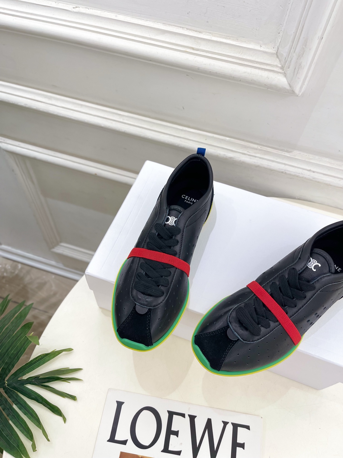 CELINE | 赛琳 26𝐬𝐬 💛2026新品 凯旋门复古镂空休闲运动鞋 上新! 🔜BS 这一季的赛琳真的是开了 CELINE | 赛琳 26𝐬𝐬 💛2026新品 凯旋门复古镂空休闲运动鞋 上新! 🔜BS 这一季的赛琳真的是开了