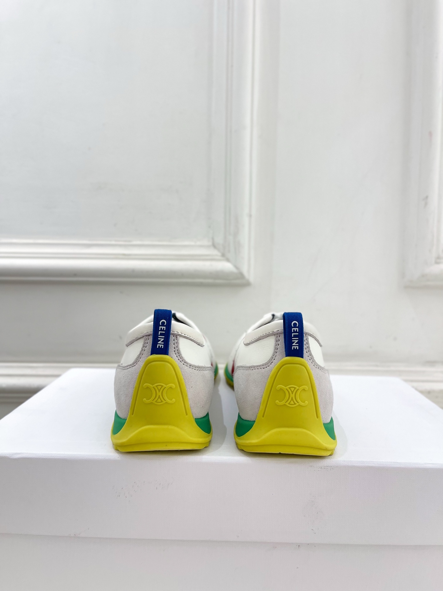 CELINE | 赛琳 26𝐬𝐬 💛2026新品 凯旋门复古镂空休闲运动鞋 上新! 🔜BS 这一季的赛琳真的是开了 CELINE | 赛琳 26𝐬𝐬 💛2026新品 凯旋门复古镂空休闲运动鞋 上新! 🔜BS 这一季的赛琳真的是开了