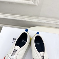 CELINE | 赛琳 26𝐬𝐬 💛2026新品 凯旋门复古镂空休闲运动鞋 上新! 🔜BS 这一季的赛琳真的是开了 CELINE | 赛琳 26𝐬𝐬 💛2026新品 凯旋门复古镂空休闲运动鞋 上新! 🔜BS 这一季的赛琳真的是开了