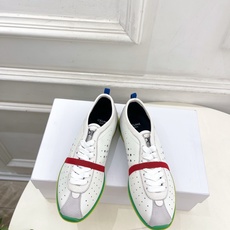 CELINE | 赛琳 26𝐬𝐬 💛2026新品 凯旋门复古镂空休闲运动鞋 上新! 🔜BS 这一季的赛琳真的是开了 CELINE | 赛琳 26𝐬𝐬 💛2026新品 凯旋门复古镂空休闲运动鞋 上新! 🔜BS 这一季的赛琳真的是开了