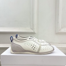 CELINE | 赛琳 26𝐬𝐬 💛2026新品 凯旋门复古镂空休闲运动鞋 上新! 🔜BS 这一季的赛琳真的是开了 CELINE | 赛琳 26𝐬𝐬 💛2026新品 凯旋门复古镂空休闲运动鞋 上新! 🔜BS 这一季的赛琳真的是开了