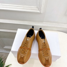 CELINE | 赛琳 26𝐬𝐬 💛2026新品 凯旋门复古镂空休闲运动鞋 上新! 🔜BS 这一季的赛琳真的是开了 CELINE | 赛琳 26𝐬𝐬 💛2026新品 凯旋门复古镂空休闲运动鞋 上新! 🔜BS 这一季的赛琳真的是开了