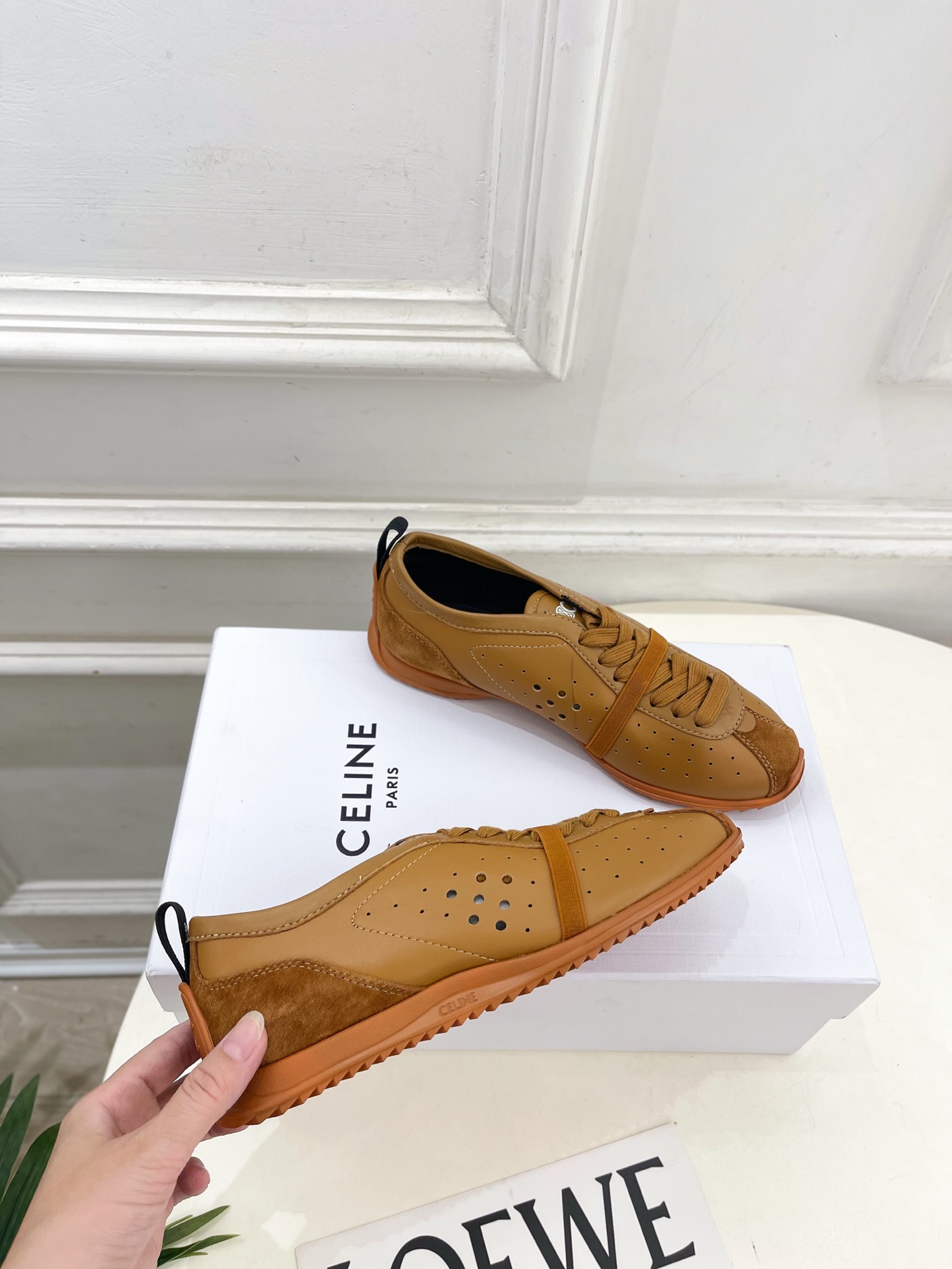 CELINE | 赛琳 26𝐬𝐬 💛2026新品 凯旋门复古镂空休闲运动鞋 上新! 🔜BS 这一季的赛琳真的是开了 CELINE | 赛琳 26𝐬𝐬 💛2026新品 凯旋门复古镂空休闲运动鞋 上新! 🔜BS 这一季的赛琳真的是开了