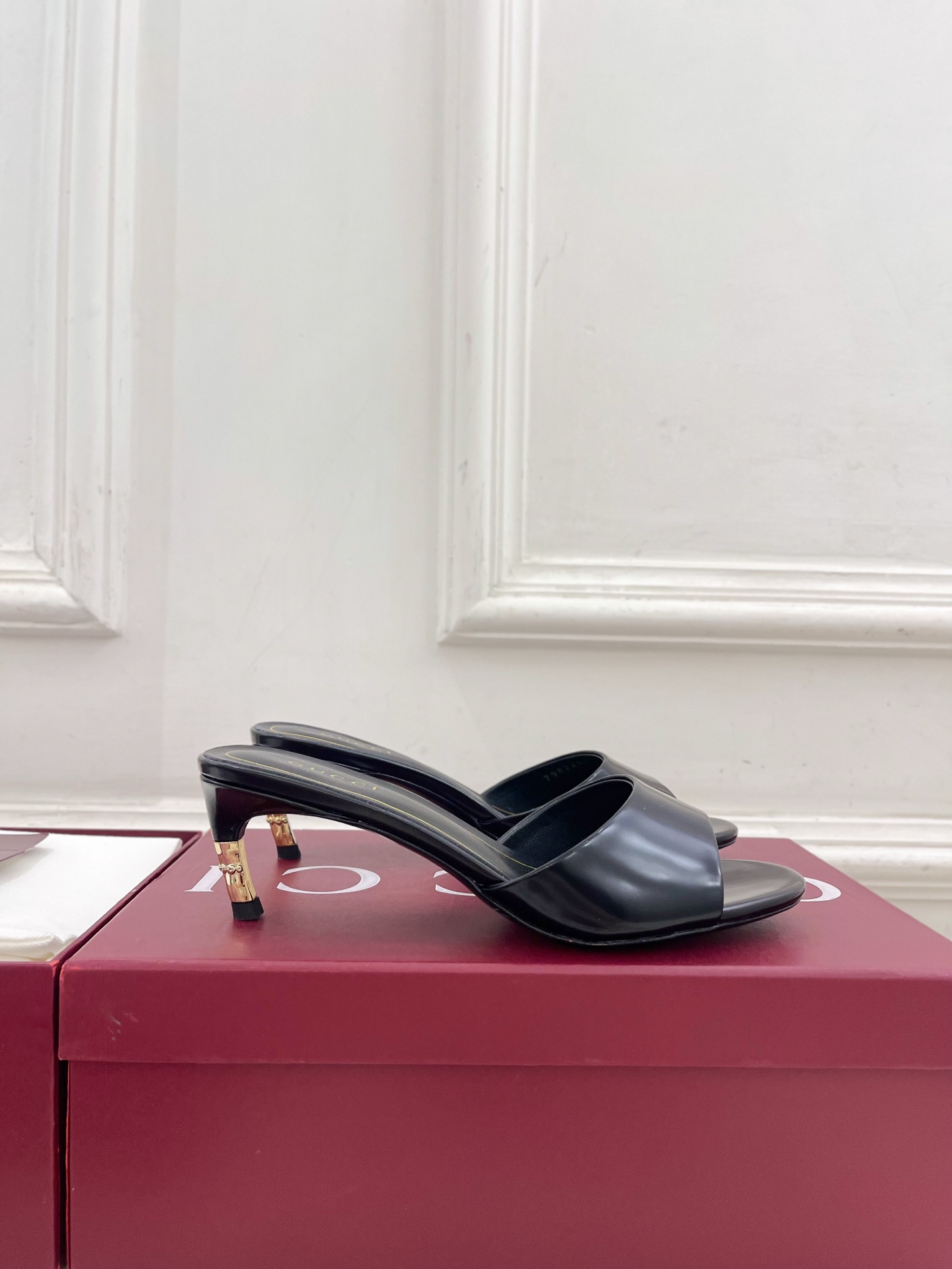 Gucci Slides