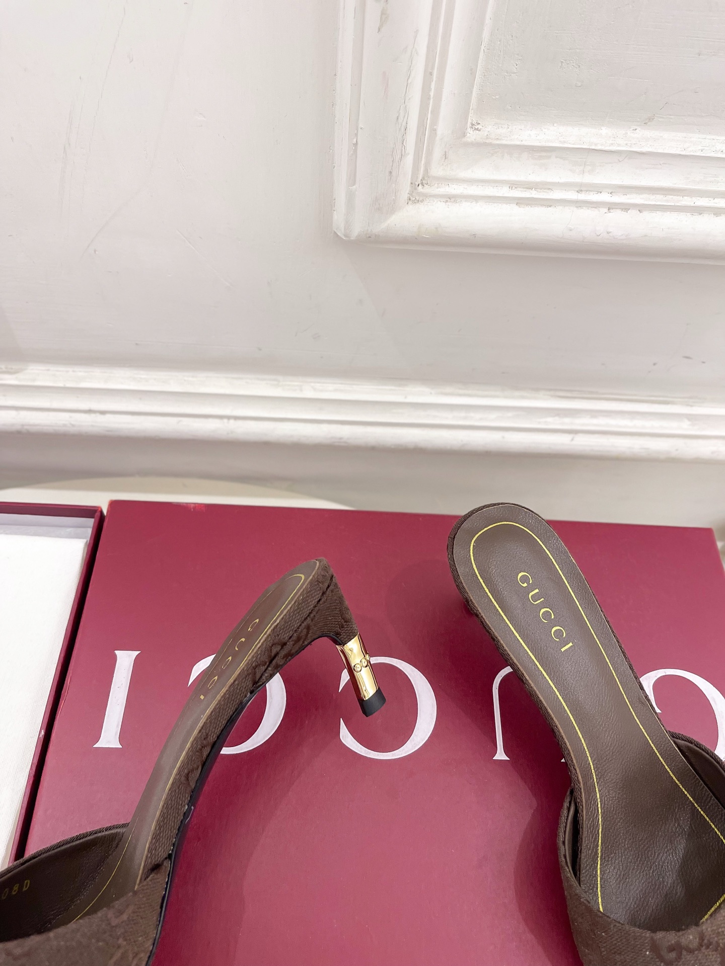 Gucci Slides
