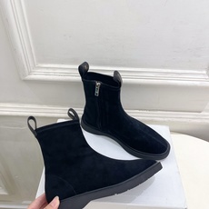 CELINE | 赛琳 26𝐬𝐬 💛2026秋冬新品 凯旋门复古侧拉链平底短靴上新! 🔜BS 这一季的赛琳真的是开 CELINE | 赛琳 26𝐬𝐬 💛2026秋冬新品 凯旋门复古侧拉链平底短靴上新! 🔜BS 这一季的赛琳真的是开