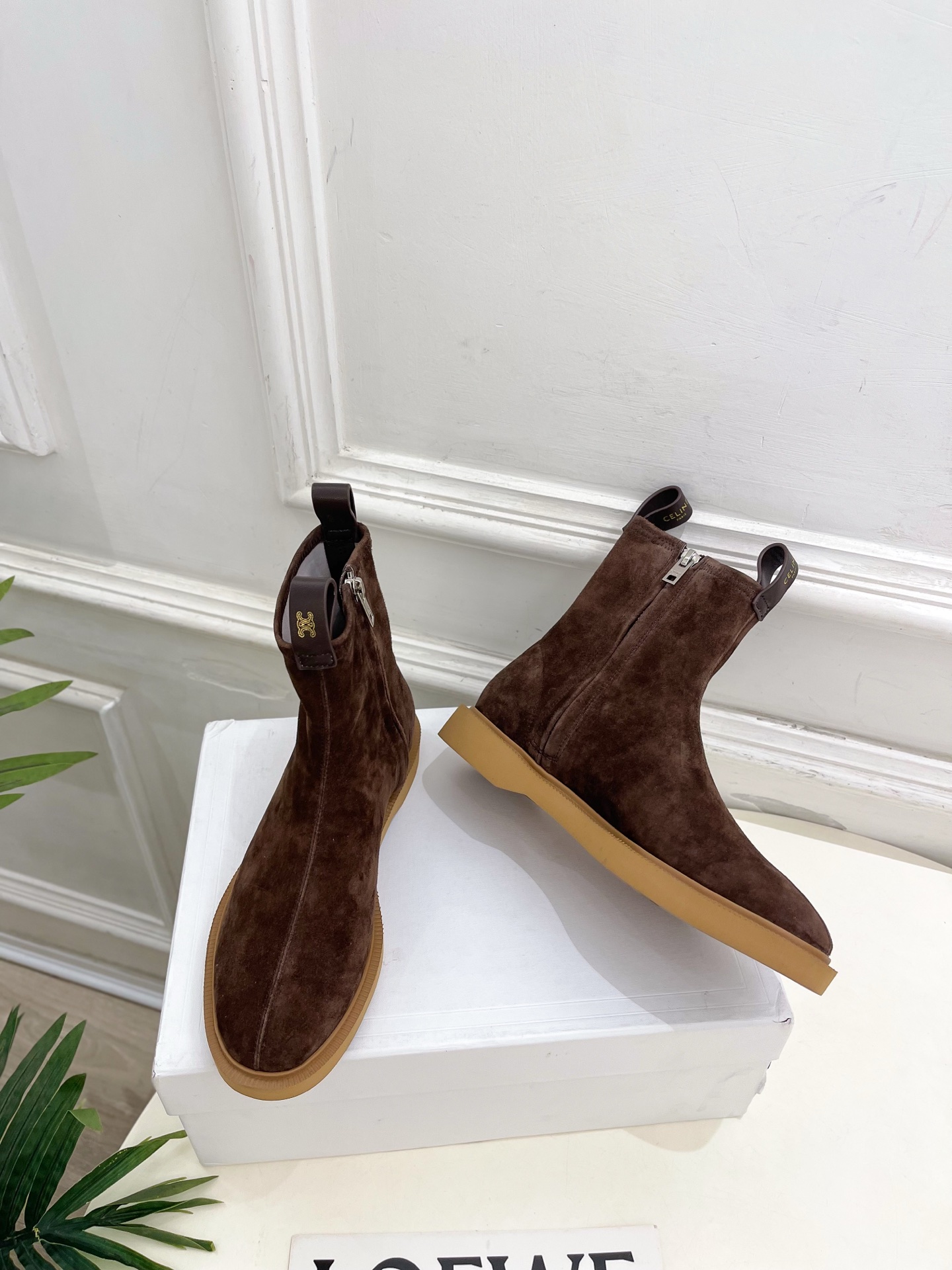 CELINE  | 赛琳  26𝐬𝐬  💛2026秋冬新品 凯旋门复古侧拉链平底短靴上新！ 🔜BS 这一季的赛琳真的是开