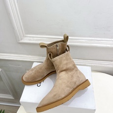 CELINE | 赛琳 26𝐬𝐬 💛2026秋冬新品 凯旋门复古侧拉链平底短靴上新! 🔜BS 这一季的赛琳真的是开 CELINE | 赛琳 26𝐬𝐬 💛2026秋冬新品 凯旋门复古侧拉链平底短靴上新! 🔜BS 这一季的赛琳真的是开