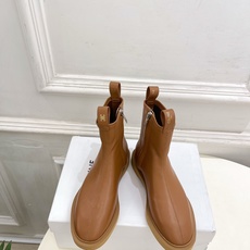 CELINE | 赛琳 26𝐬𝐬 💛2026秋冬新品 凯旋门复古侧拉链平底短靴上新! 🔜BS 这一季的赛琳真的是开 CELINE | 赛琳 26𝐬𝐬 💛2026秋冬新品 凯旋门复古侧拉链平底短靴上新! 🔜BS 这一季的赛琳真的是开