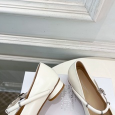 Maison Margiela· 马吉拉26𝐬𝐬 2026春夏新品 MM6复古分趾玛丽珍芭蕾鞋———————— MM6 Maison Margiela· 马吉拉26𝐬𝐬 2026春夏新品 MM6复古分趾玛丽珍芭蕾鞋———————— MM6