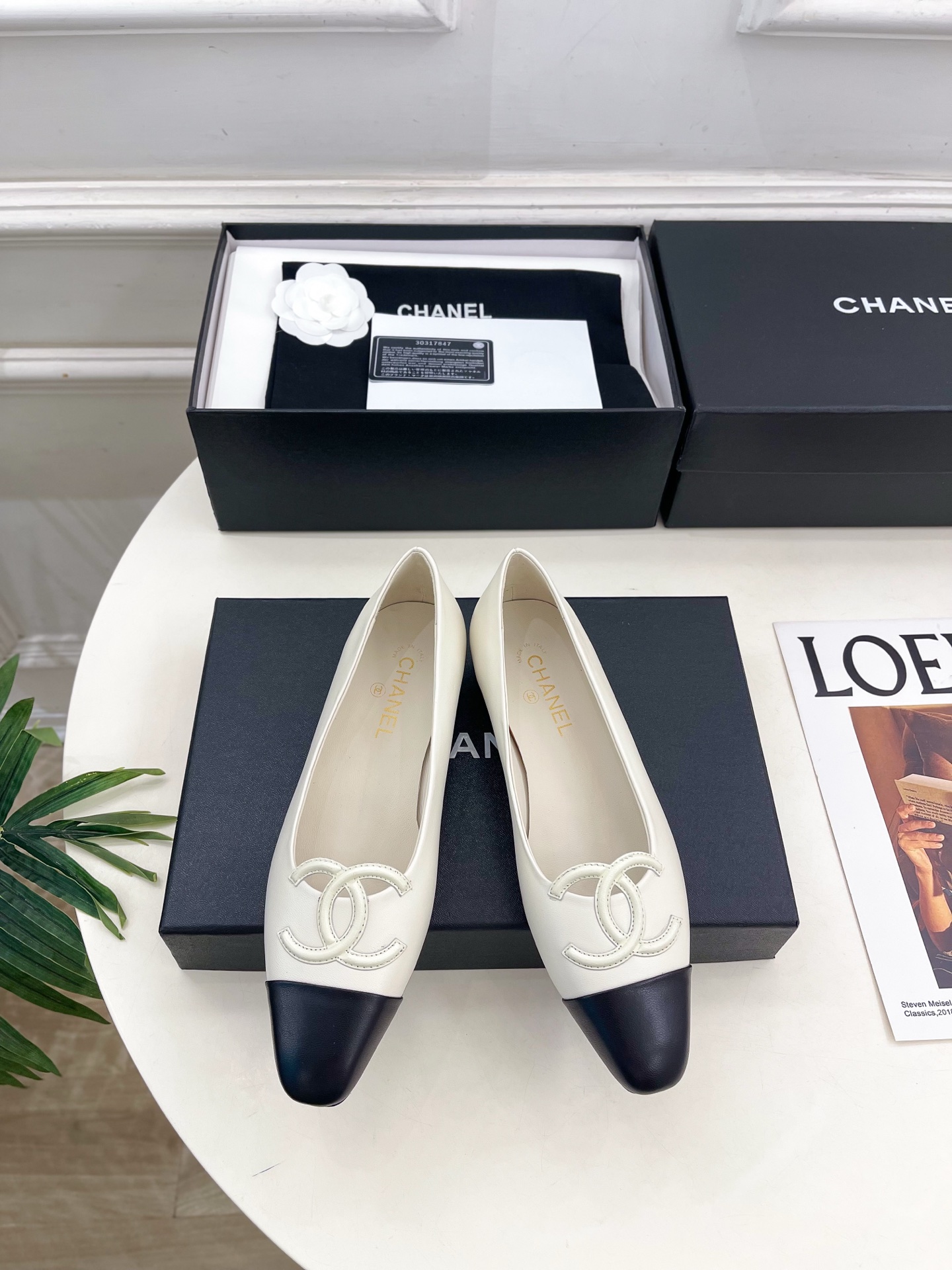 𝐂𝐇𝐀𝐍𝐄𝐋 | 小香 26𝐬𝐬 🦋2026 新品 专柜经典走秀款 小香双C拼色芭蕾舞平底单鞋 系列上新〰 🍬 𝐂𝐇𝐀𝐍𝐄𝐋 | 小香 26𝐬𝐬 🦋2026 新品 专柜经典走秀款 小香双C拼色芭蕾舞平底单鞋 系列上新〰 🍬