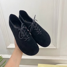 The row 2026新品 复古极简系带平底小皮鞋 ————————— 作为这两年最受欢迎的设计师牌,设计简单、细节巧 The row 2026新品 复古极简系带平底小皮鞋 ————————— 作为这两年最受欢迎的设计师牌,设计简单、细节巧