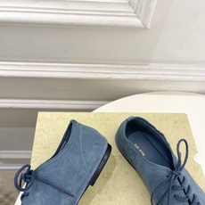 The row 2026新品 复古极简系带平底小皮鞋 ————————— 作为这两年最受欢迎的设计师牌,设计简单、细节巧 The row 2026新品 复古极简系带平底小皮鞋 ————————— 作为这两年最受欢迎的设计师牌,设计简单、细节巧