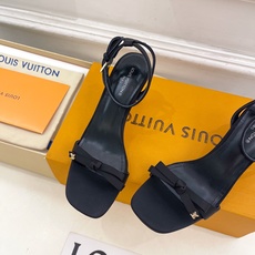 LV | 路易威登 26𝐬𝐬 🧡💚2026 春夏新款 顶级版本‼️原版一致 专柜主打最新款 LV CUBE金属方块 LV | 路易威登 26𝐬𝐬 🧡💚2026 春夏新款 顶级版本‼️原版一致 专柜主打最新款 LV CUBE金属方块