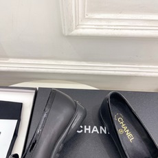 𝐂𝐇𝐀𝐍𝐄𝐋 | 小香 26𝐬𝐬 🦋2026 新品 专柜经典走秀款 小香双C复古方头拼色平底乐福鞋 系列上新〰 🍬 𝐂𝐇𝐀𝐍𝐄𝐋 | 小香 26𝐬𝐬 🦋2026 新品 专柜经典走秀款 小香双C复古方头拼色平底乐福鞋 系列上新〰 🍬