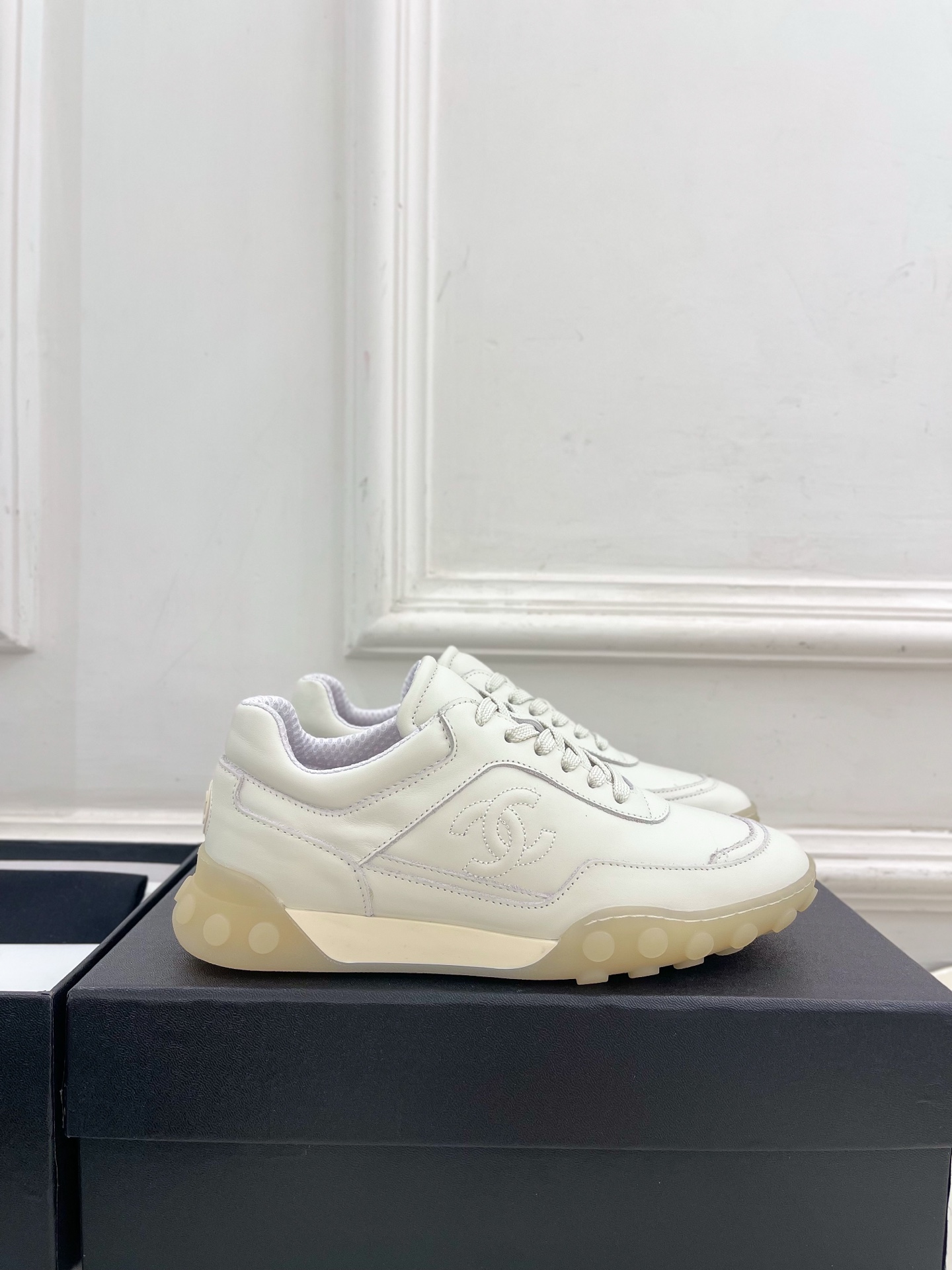 𝐂𝐇𝐀𝐍𝐄𝐋 | 小香 26𝐬𝐬 🦋2026新品 专柜经典走秀款 小香双C拼色系带休闲运动鞋 系列上新〰 🍬 B 𝐂𝐇𝐀𝐍𝐄𝐋 | 小香 26𝐬𝐬 🦋2026新品 专柜经典走秀款 小香双C拼色系带休闲运动鞋 系列上新〰 🍬 B