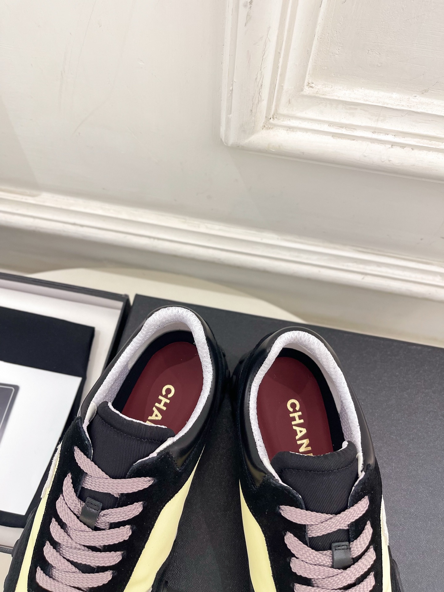 𝐂𝐇𝐀𝐍𝐄𝐋 | 小香 26𝐬𝐬 🦋2026新品 专柜经典走秀款 小香双C拼色系带休闲运动鞋 系列上新〰 🍬 B 𝐂𝐇𝐀𝐍𝐄𝐋 | 小香 26𝐬𝐬 🦋2026新品 专柜经典走秀款 小香双C拼色系带休闲运动鞋 系列上新〰 🍬 B