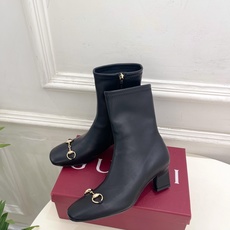 Gucci | 古驰 26𝐬𝐬 ⭐️ G家 主打系列终于面世,狠货值得期待!原有的经典 创造新设计 ✨ ❥2026 Gucci | 古驰 26𝐬𝐬 ⭐️ G家 主打系列终于面世,狠货值得期待!原有的经典 创造新设计 ✨ ❥2026