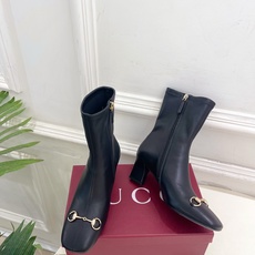 Gucci | 古驰 26𝐬𝐬 ⭐️ G家 主打系列终于面世,狠货值得期待!原有的经典 创造新设计 ✨ ❥2026 Gucci | 古驰 26𝐬𝐬 ⭐️ G家 主打系列终于面世,狠货值得期待!原有的经典 创造新设计 ✨ ❥2026