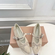 Miu Miu | 缪缪 26𝐬𝐬 🖤2026秋冬新品 专柜主打最新走秀款 尖头蝴蝶结皮带扣玛丽珍鞋 火爆上新! 🍒B Miu Miu | 缪缪 26𝐬𝐬 🖤2026秋冬新品 专柜主打最新走秀款 尖头蝴蝶结皮带扣玛丽珍鞋 火爆上新! 🍒B