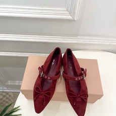 Miu Miu | 缪缪 26𝐬𝐬 🖤2026秋冬新品 专柜主打最新走秀款 尖头蝴蝶结皮带扣玛丽珍鞋 火爆上新! 🍒B Miu Miu | 缪缪 26𝐬𝐬 🖤2026秋冬新品 专柜主打最新走秀款 尖头蝴蝶结皮带扣玛丽珍鞋 火爆上新! 🍒B