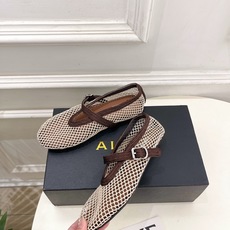 ALAÏA 阿莱亚26𝐬𝐬 2026春夏新品 秀场同款 经典镂空渔网平底玛丽珍鞋 ————————— Alaïa作为 ALAÏA 阿莱亚26𝐬𝐬 2026春夏新品 秀场同款 经典镂空渔网平底玛丽珍鞋 ————————— Alaïa作为