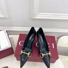 Gucci | 古驰 26𝐬𝐬 ⭐️ G家 主打系列终于面世,狠货值得期待!原有的经典 创造新设计 ✨ ❥2026 Gucci | 古驰 26𝐬𝐬 ⭐️ G家 主打系列终于面世,狠货值得期待!原有的经典 创造新设计 ✨ ❥2026
