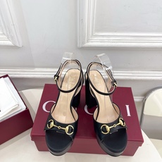 Gucci | 古驰 26𝐬𝐬 ⭐️ G家 主打系列终于面世,狠货值得期待!原有的经典 创造新设计 ✨ ❥2026 Gucci | 古驰 26𝐬𝐬 ⭐️ G家 主打系列终于面世,狠货值得期待!原有的经典 创造新设计 ✨ ❥2026
