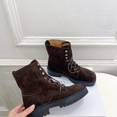 Maison Margiela· 马吉拉26𝐬𝐬 2026秋冬新品 MM6系带分趾情侣款马丁靴短靴———————— M Maison Margiela· 马吉拉26𝐬𝐬 2026秋冬新品 MM6系带分趾情侣款马丁靴短靴———————— M